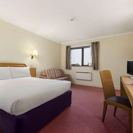 Days Inn Στάφορντ Εξωτερικό φωτογραφία